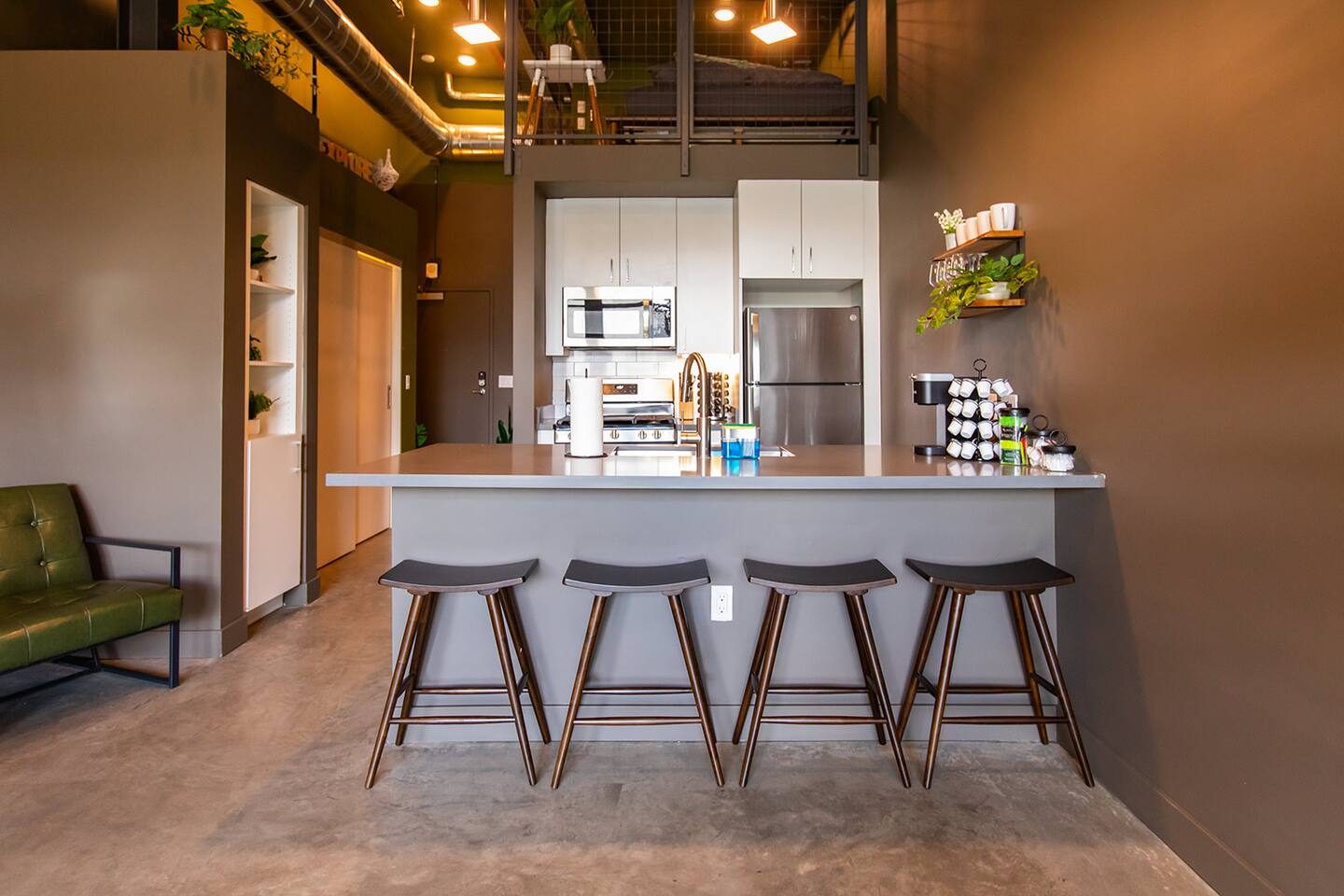 Loft 212